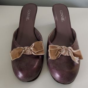 Vintage Connie slip on mules plum colored size 6m